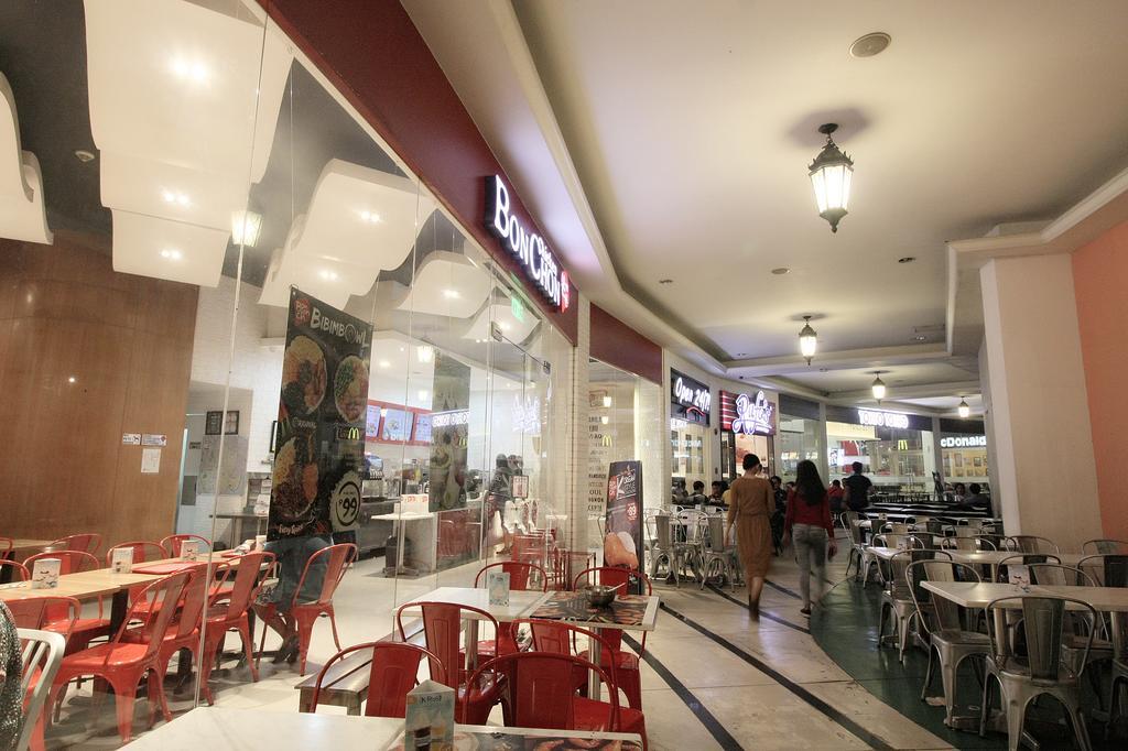 Maxstays - Max Style @ The Venice Residences Taguig Exteriör bild