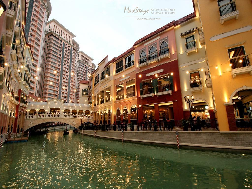 Maxstays - Max Style @ The Venice Residences Taguig Exteriör bild