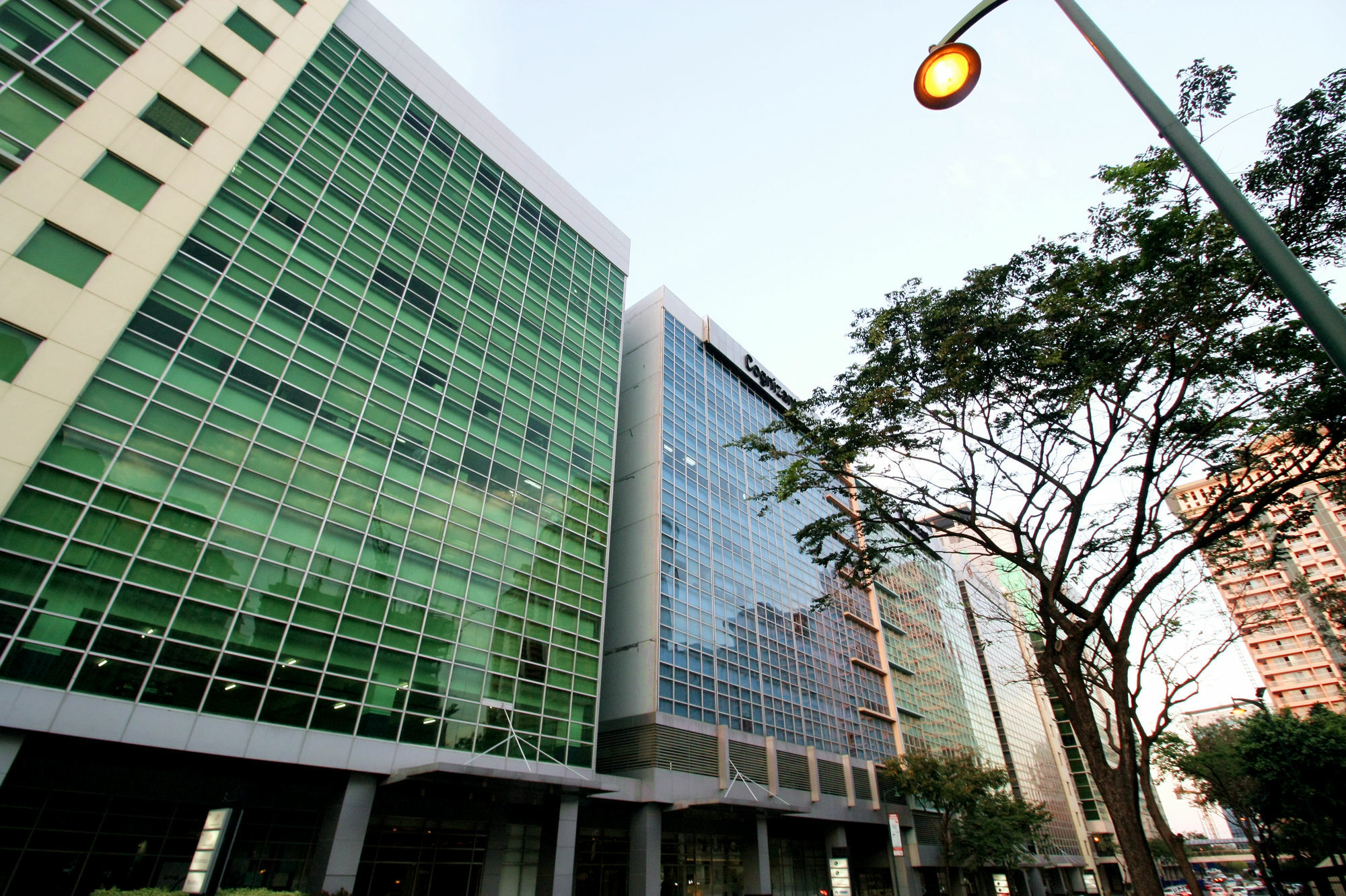 Maxstays - Max Style @ The Venice Residences Taguig Exteriör bild