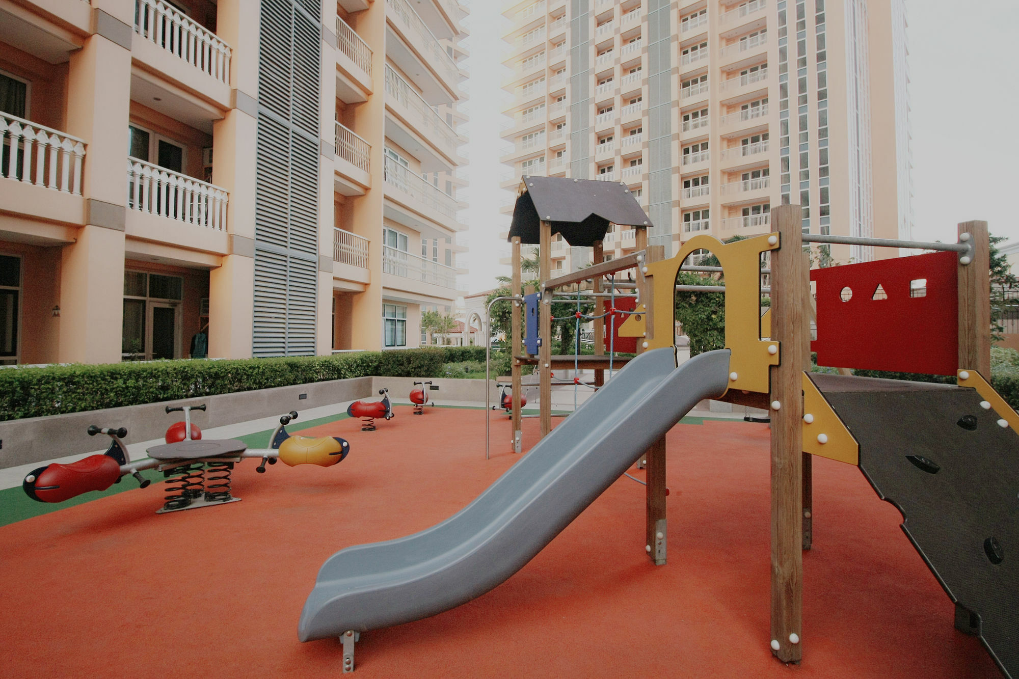 Maxstays - Max Style @ The Venice Residences Taguig Exteriör bild