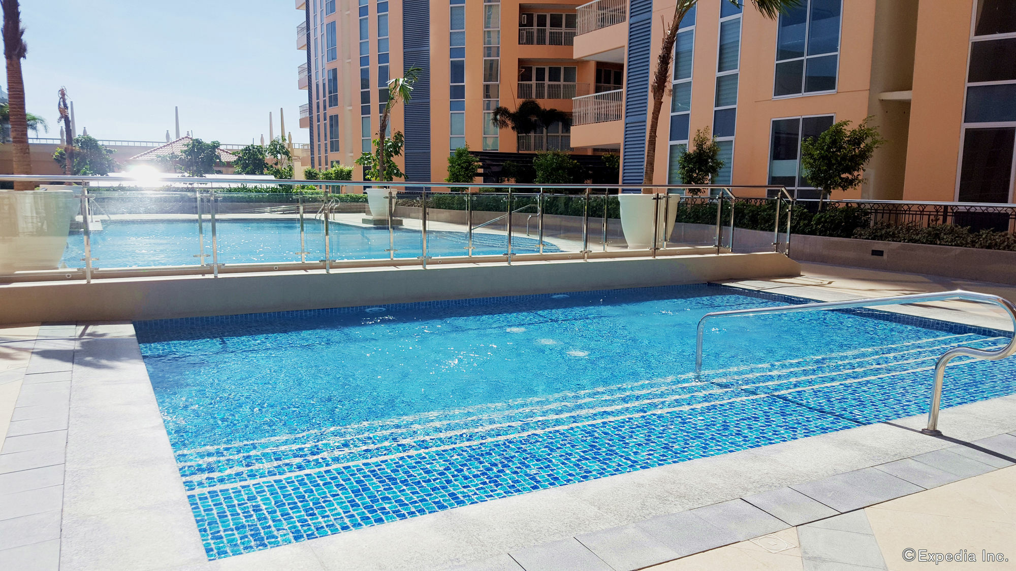 Maxstays - Max Style @ The Venice Residences Taguig Exteriör bild