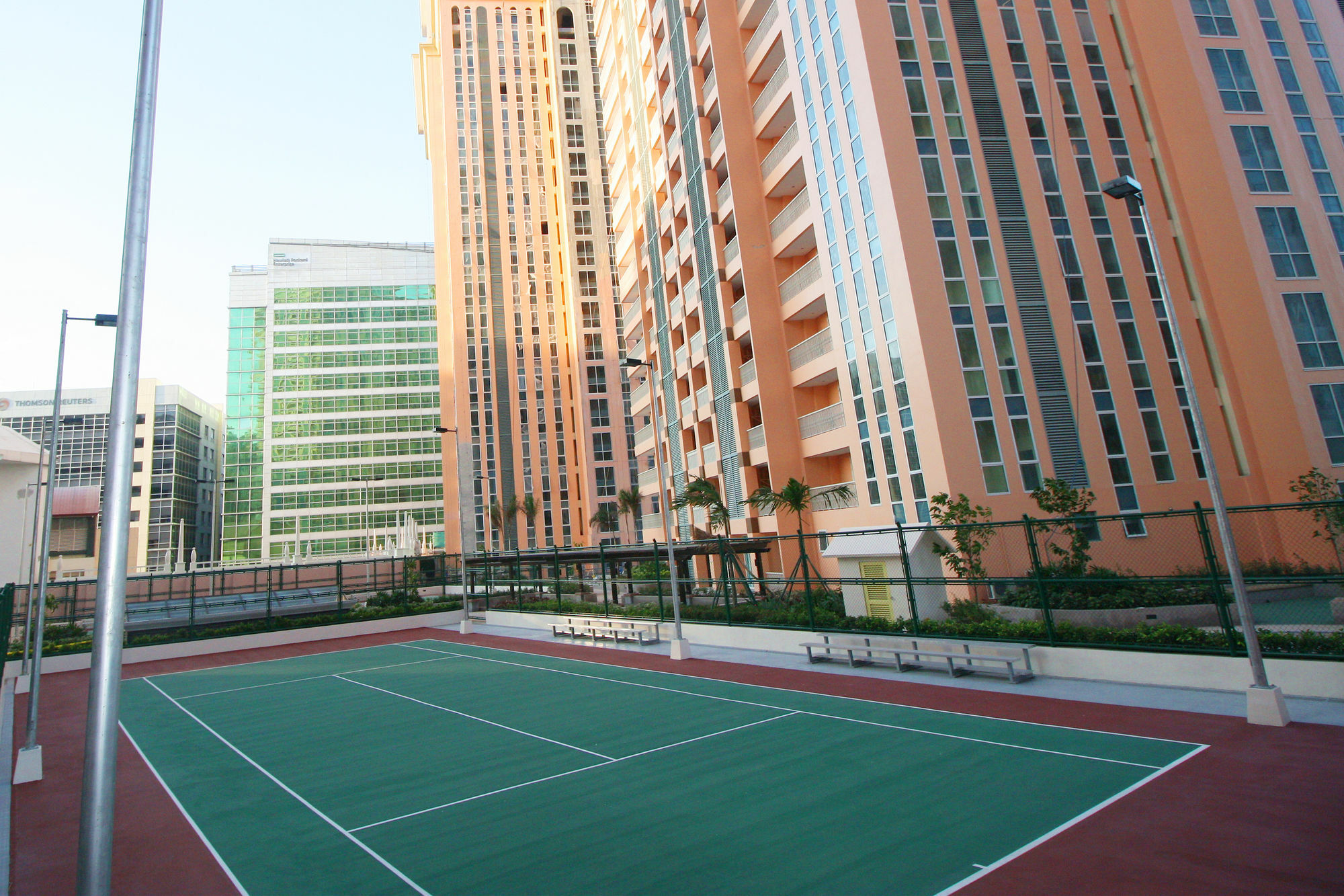 Maxstays - Max Style @ The Venice Residences Taguig Exteriör bild